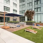 Luxury Apt Near Kendall Sq